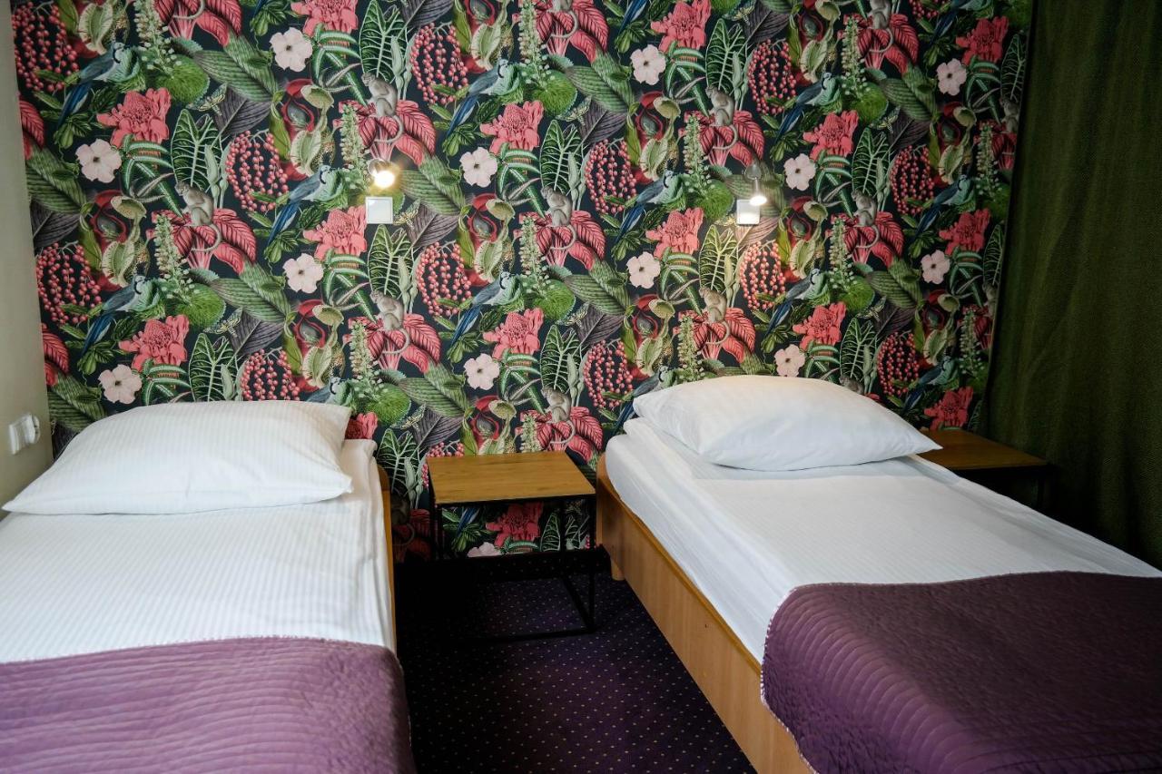 Hotel George ナダジン エクステリア 写真
