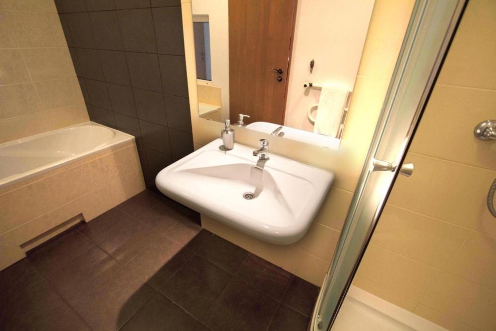 Hotel George ナダジン 部屋 写真